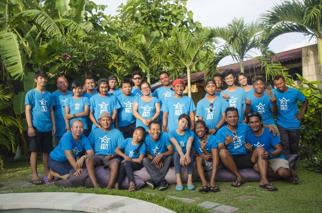 Surf WG Surfcamp Bali our staff really relaxed at the pool