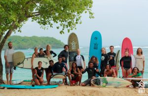 Surf Wg Surfcamp Bali Surfgroup at the beach in NusaDua