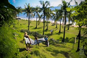 surfwg bali surf camp balangan beach with group